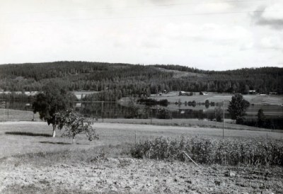 Lidsjön från hustrappan runt 1960_rev